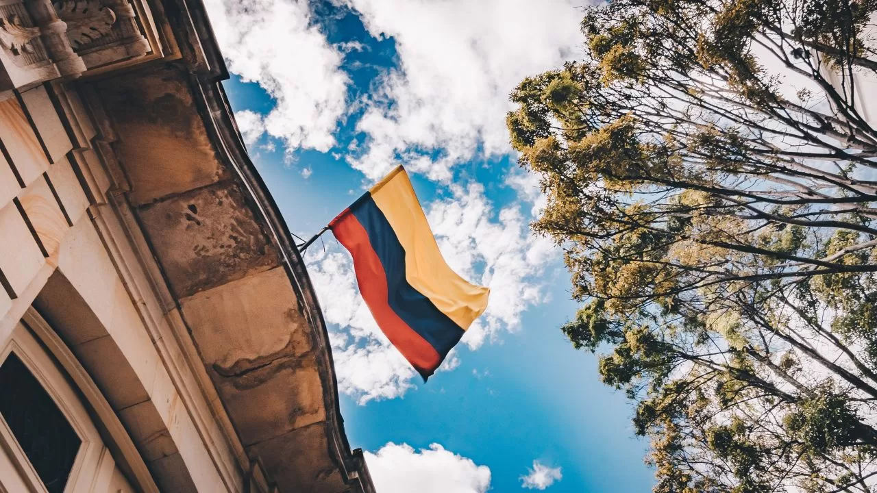 Pueblito Paisa - Colombian flag