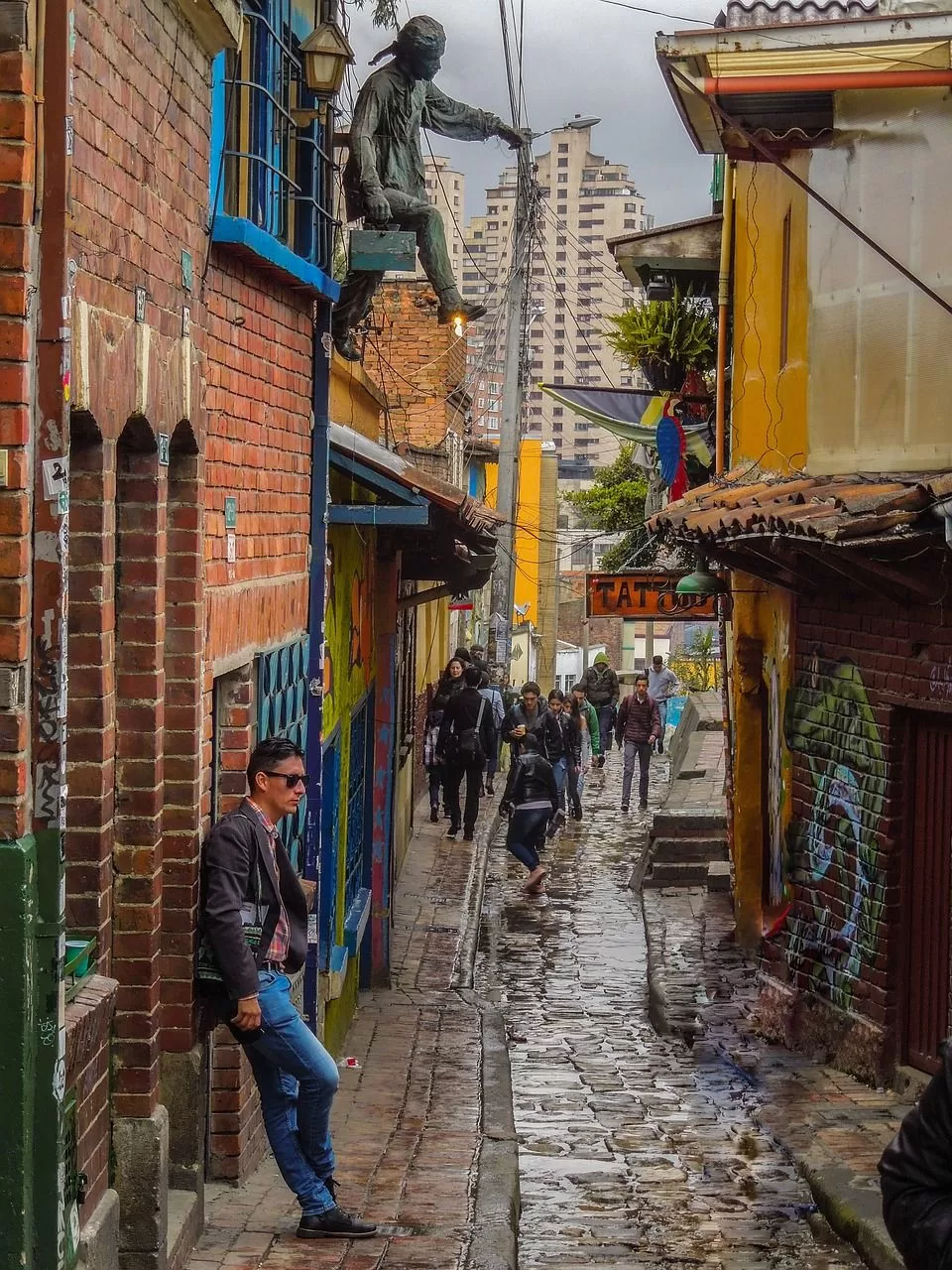 Exploring the Vibrant Streets of Bogota: A Comprehensive Travel Guide